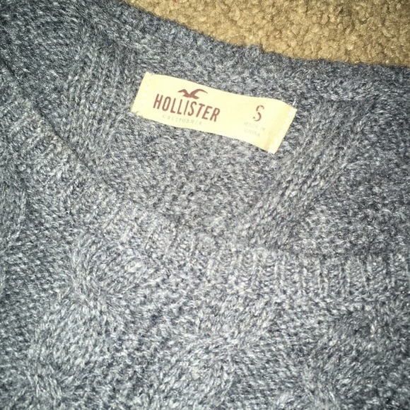 Hollister Dresses & Skirts - Small knit Hollister sweater dress π Hollister Dresses & Skirts - Small knit Hollister sweater dress π
